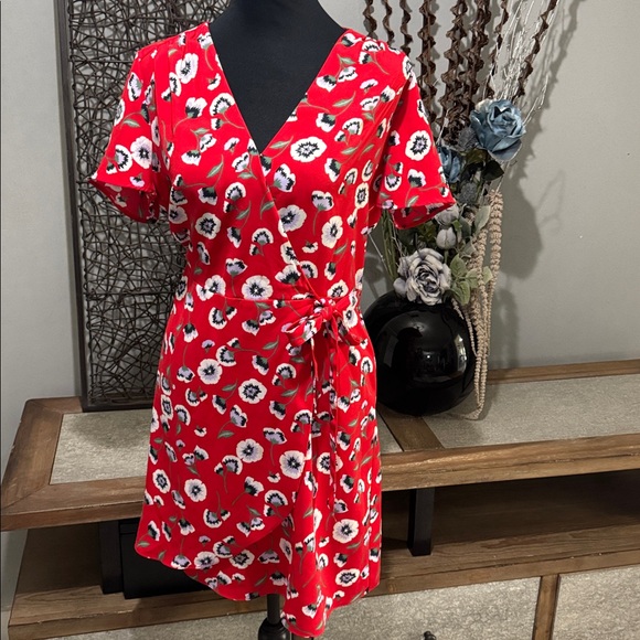 J.Crew Red Anemone Floral True Wrap Dress Size 4 - Picture 2 of 9